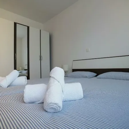 Reno Apartment